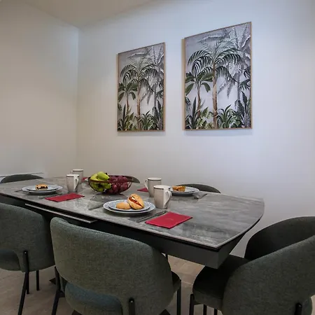 Vasi Luxury Apartment Rhodes City